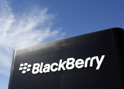Apple проявила интерес к патентам BlackBerry